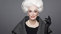 Američance s maďarsko-italskými kořeny Carmen Dell'Orefice patří titul nejdéle pracující modelky. 