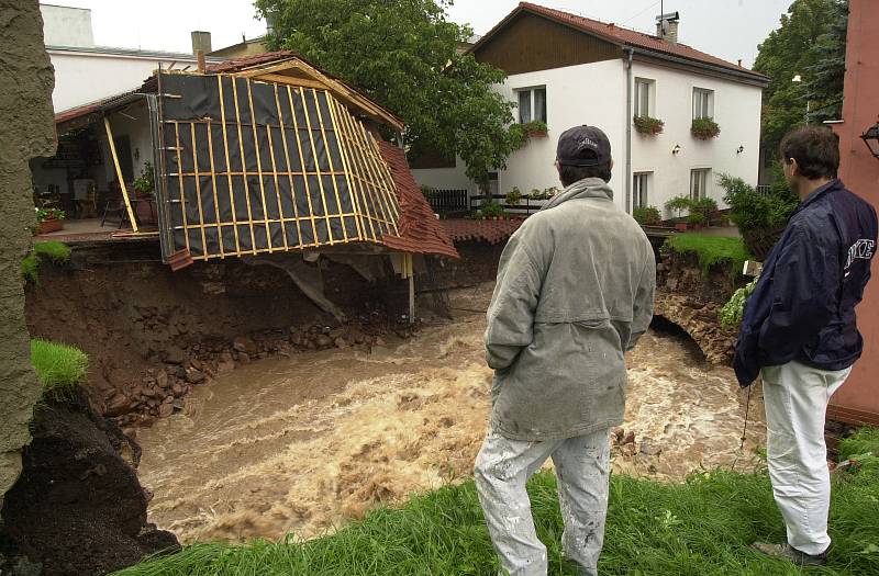 Povodně v roce 2002. Dubí u Teplic.