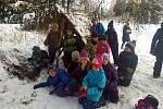 Děti ze Základní školy v Tisé nezapomínají na lesní zvěř.