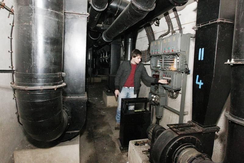 Skupina nadšenců připravuje v podzemních štolách pod Větruší nové muzeum. 