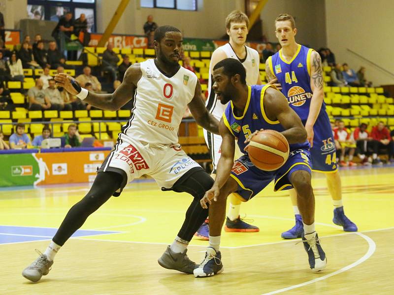 Basketbalisté Ústí vzdorovali v posledním utkání sezony mistrovskému Nymburku.