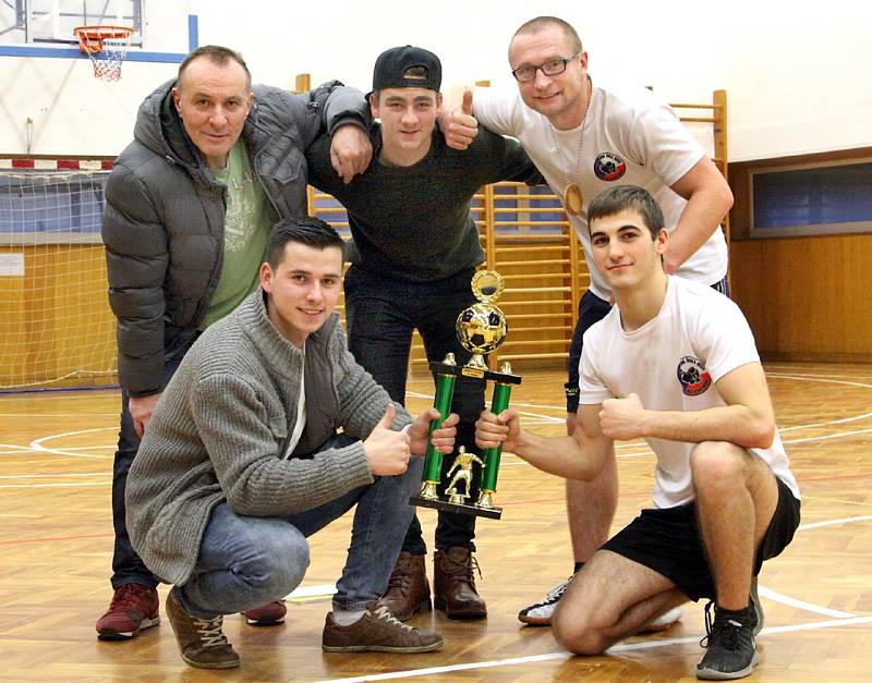 Vítězem 4. ročníku charitativního Lokomotif Cup se stal Tým Lukáše Konečného. Na dobročinné účely vybrali účastníci 44 tisíc Kč a 394 plyšáků. 