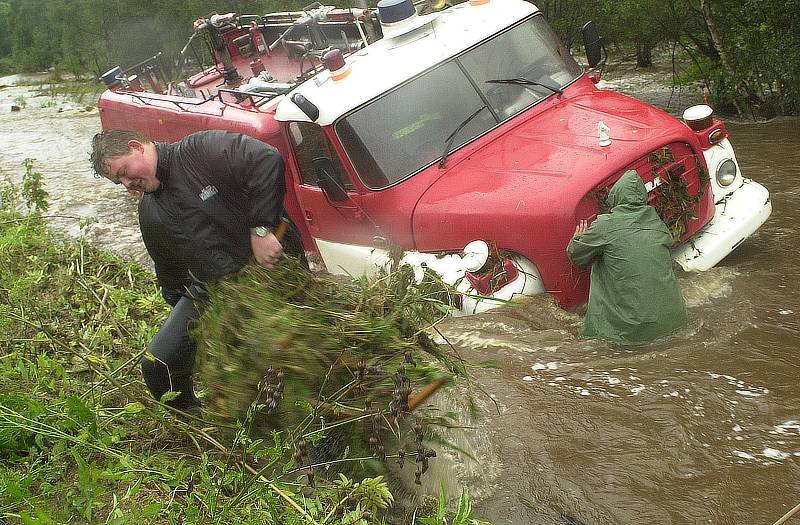 Povodně v roce 2002. Hora Svaté Kateřiny.