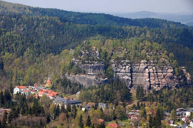 Lázeňské městečko Oybin nabízí celou řadu možností pro výlety do okolí.