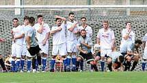 Fotbalisté Neštěmic (v šedém) doma otočili zápas proti Junioru Děčín a vyhráli 6:2. Foto: Deník/Rudolf Hoffmann