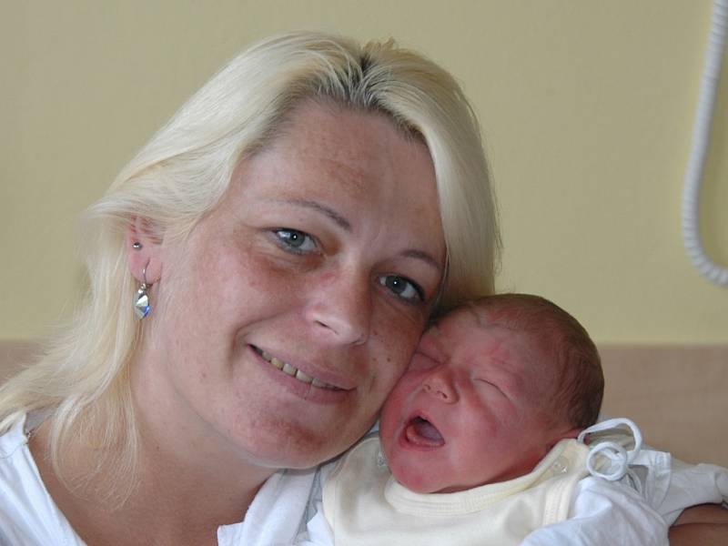 Jana Svádová, porodila v ústecké porodnici dne 5. 5. 2012 (13.14) syna Karla (50 cm, 3,71 kg). 