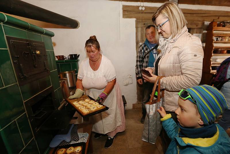 V sobotu a v neděli přišly stovky návštěvníků na tradiční Velikonoční jarmark v Zubrnicích.