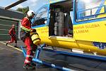 S leteckými záchranáři z Ústí nad Labem pravidelně létají i policisté nebo hasiči.