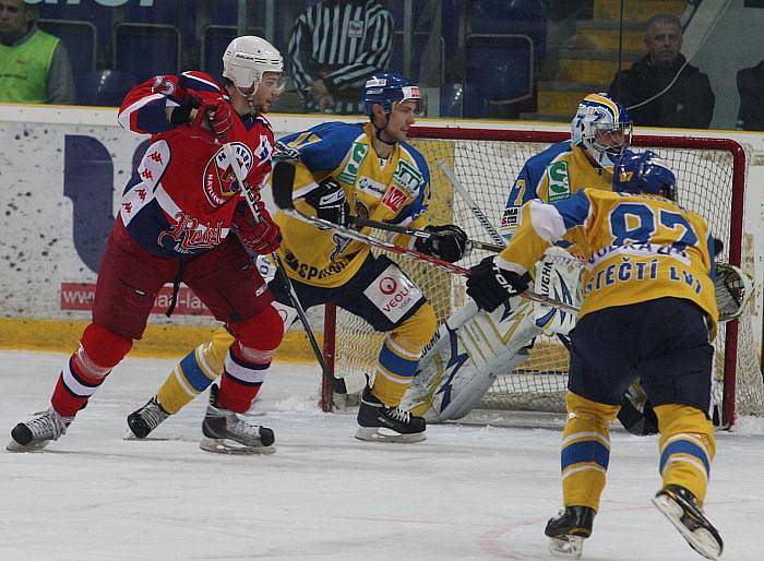 Ze semifinálového utkání týmů HC Slovan Ústečtí Lvi a HC Rebel Havlíčkův Brod