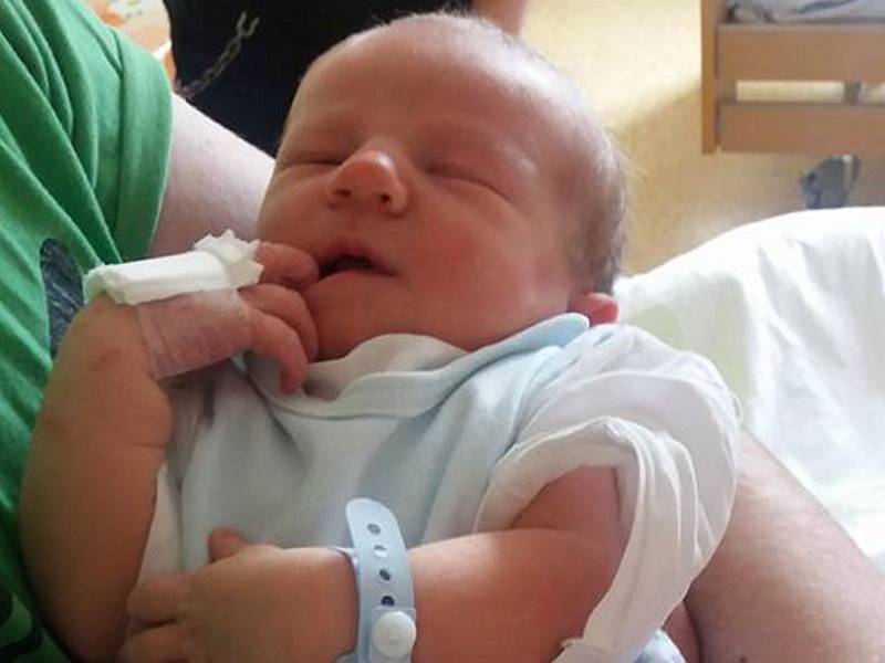Jakub Rössler se narodil  v ústecké porodnici 22. 4. 2017 (12.09) Janě Kyralové.  Měřil 52 cm, vážil 3,65 kg.