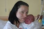 Lucie Burešová, porodila v ústecké porodnici dne 3. 4. 2012 (9.08) syna Matěje (52 cm, 3,93 kg).