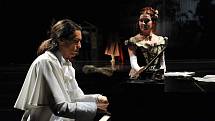Taneční inscenace Chopin v ústeckém divadle. 