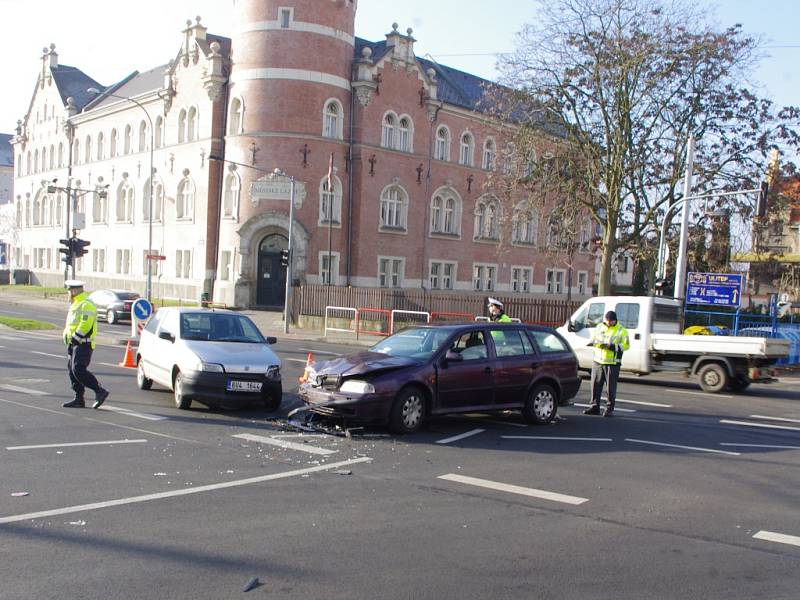 Čtvrteční nehoda u Městských lázní.