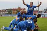 Fotbalisté Army (modří) znovu v poháru smázli Slavii.