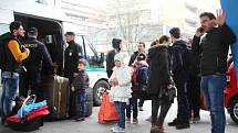 Policie 15. dubna převezla 16 křesťanských uprchlíků z Iráku na služebnu v centru Ústí nad Labem. Noc strávili v hotelu Bohemia.