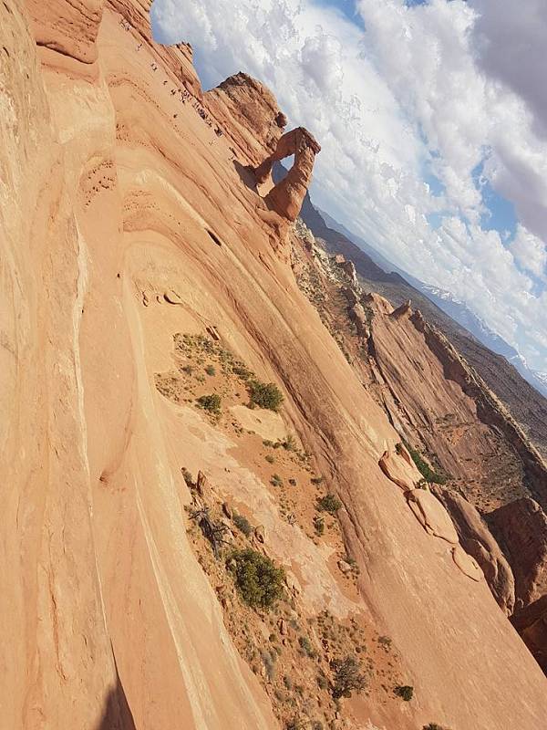 Cestovatelka Tereza Tauckoory Javorová se vydává na trasu Pacific Crest Trail (PCT) v USA, nejtěžší trail světa