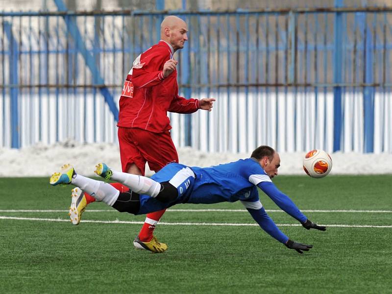 Fotbalisté Ústí (červení) prohráli v Liberci 1:2.