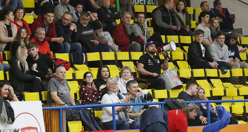 Basketbalové utkání Ústí nad Labem a Svitavy.