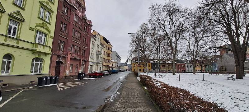 Obvod Střekov v Ústí nad Labem. Dolní Střekov, k radnici