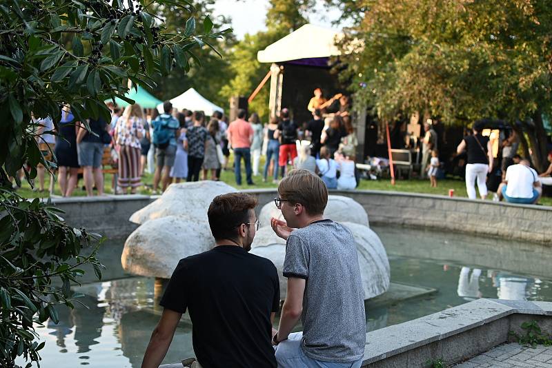 Festival Nádhera ve Vrchlického sadech na ústecké Klíši