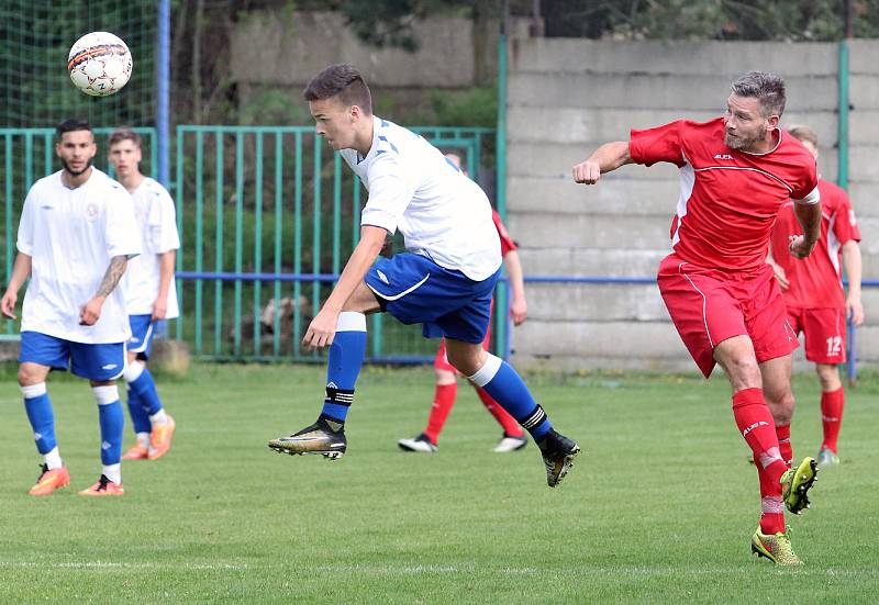 I.A třída. Střekov (červení) zvítězil nad Proboštovem (bílomodří) 4:2. I. A třída 2018/2019