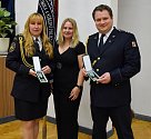 Iva Karafiátová a Adam Fuksa získali medaile III. stupně za zásluhy o rozvoj Vyšší policejní a střední policejní školy ministerstva vnitra v Praze