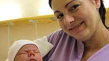 Jakub Albrecht se narodil v ústecké porodnici 30. 11. 2014 (09.03) mamince Michaele Kulkové. Měřil 54 cm a vážil 4,40 kg.