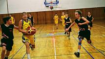 Basketbalisté Slunety Ústí nad Labem v kategorii U14 ve středu porazili Tygry Praha 78:45.