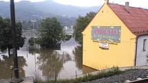 Takto zachytil povodně v srpnu 2002 v centru Ústí nad Labem fotograf Petr Berounský.