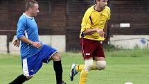 Trmice B (ve žlutých dresech) – Velké Březno B 8:0 (3:0).