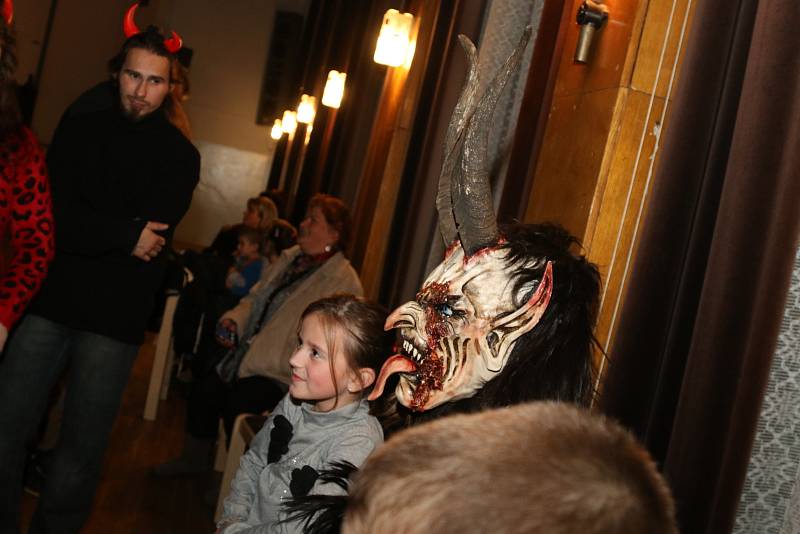 Krampusáci v Ústí nad Labem.