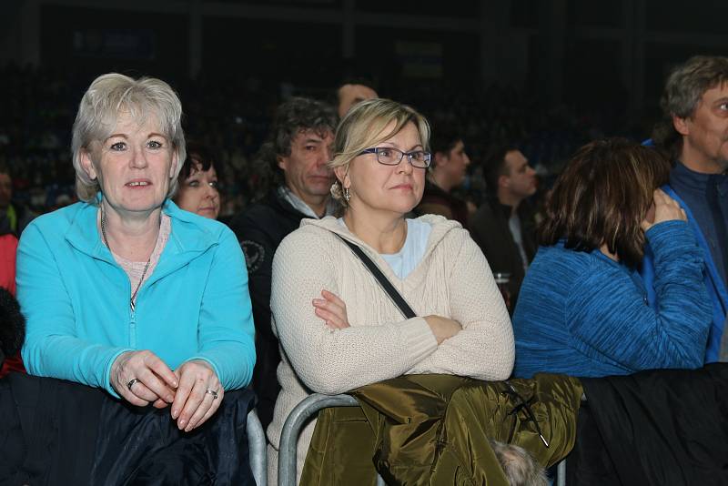 Koncert kapely Elán na Zimním stadionu v Ústí nad Labem.