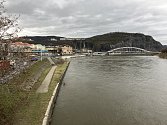 Řeka Labe v Ústí, úterý 6. února dopoledne.