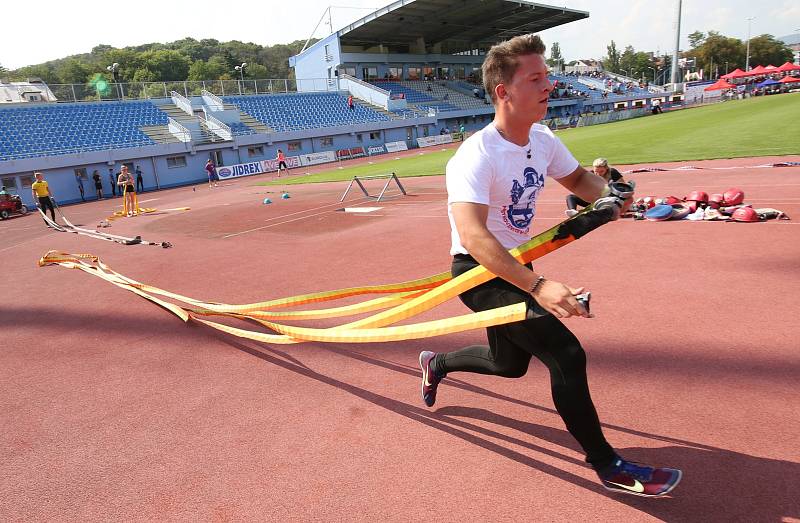 V Ústí nad Labem se koná tři dny republiková soutěž v požárním sportu 2019, kde soutěží v disciplínách jak profesionální hasiči tak dobrovolné jednotky a spolky.