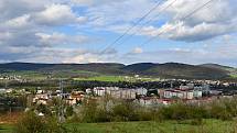 Z kopců je vidět dál - Všebořice, Střížovice, koníci a drak.