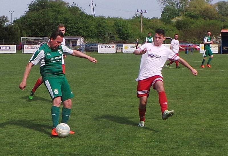 Baník Modlany - Český lev Neštěmice 1:2