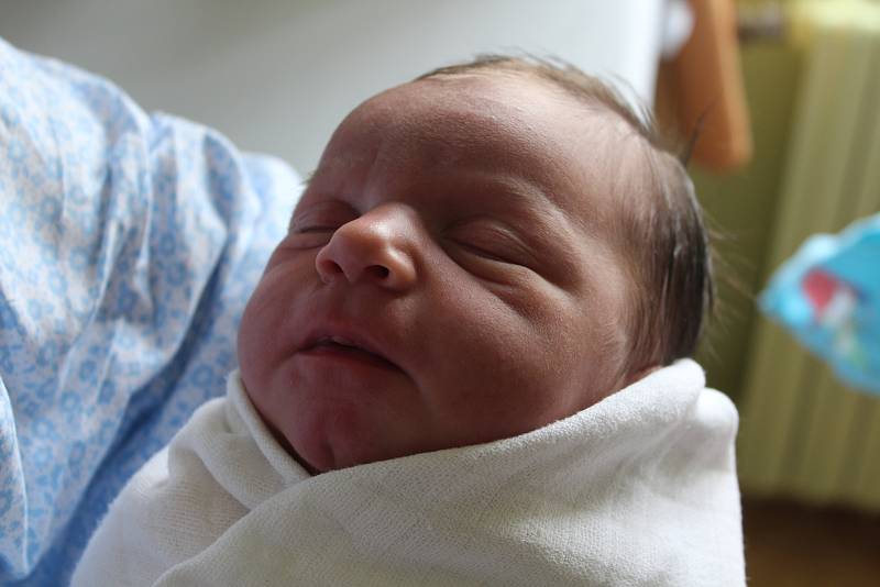 Vanessa Cingelová se narodila Zdeňce Sahulové z Ústí nad Labem 18. září ve 20.36 v děčínské porodnici. Vážila 3,7 kg.