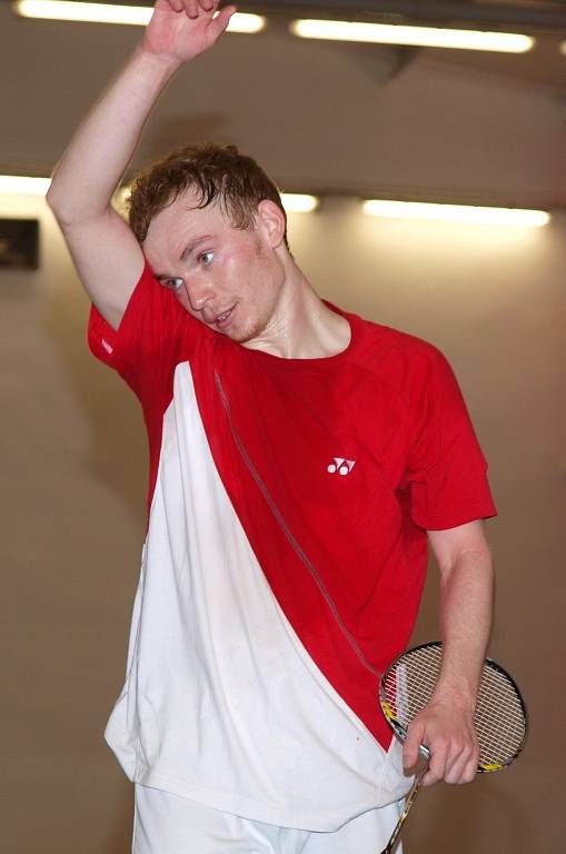 O tom, že badminton není jen plážový sport, přesvědčili diváky neregistrovaní hráči, kteří se v Krásném Březně o víkendu utkali o titul mistra republiky.