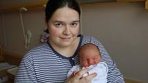 Veronika Vítková se narodila  v ústecké porodnici 13. 5. 2017 (20.35) Šárce Zítové.  Měřila 51 cm, vážila 4,03 kg.
