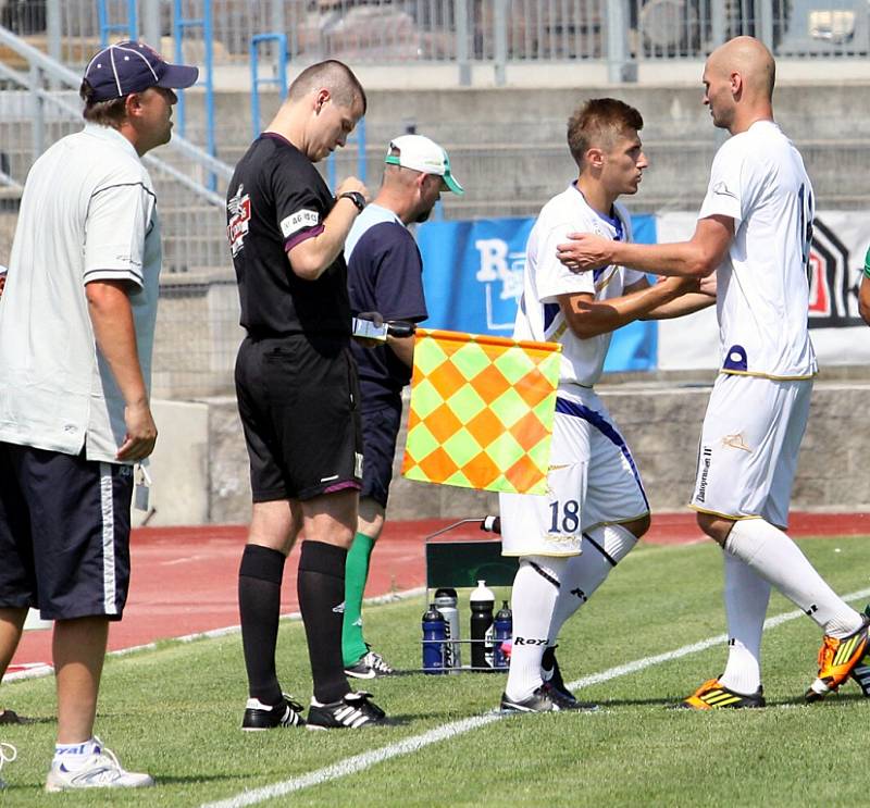 Hráči ústecké Army nedali šanci nováčkovi soutěže Vltavínu a vyhráli jasně 3:0.