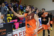 Basketbalové derby mezi Ústím nad Labem a Děčínem.