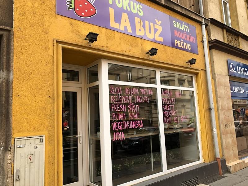 Co je nového v Ústí nad Labem: Pařížská ulice nabízí obchody, služby i školu.