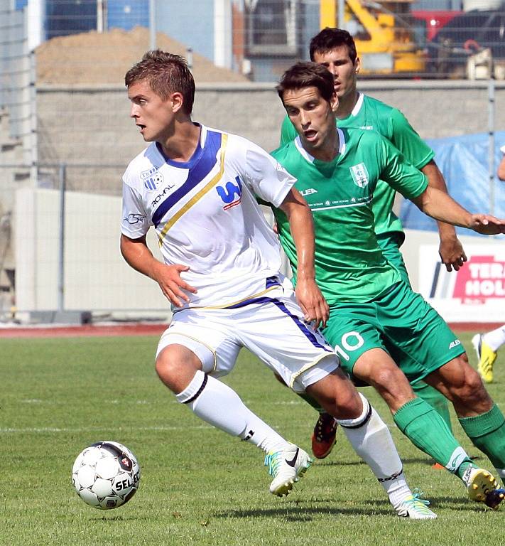 Hráči ústecké Army nedali šanci nováčkovi soutěže Vltavínu a vyhráli jasně 3:0.