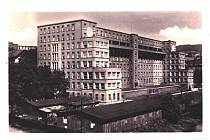 Bývalá ústecká nemocnice úplně v původní podobě na místě dnešního univerzitního kampusu.