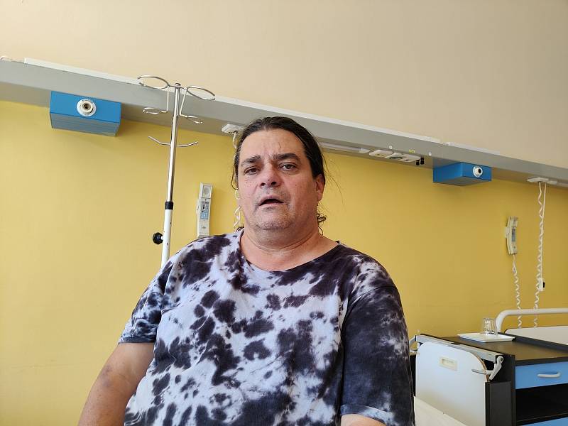Rocker Josef Šutara skončil v péči ústeckých kardiologů.
