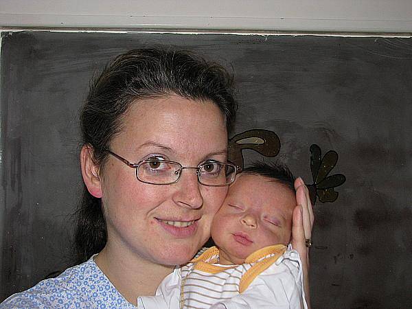 Slávka Loderová, porodila v ústecké porodnici dne 16. 11. 2010 (13.54) dceru Claudii (50 cm, 3,36 kg).