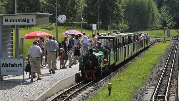 Originální malá parková železnice zahajuje 67. sezonu.