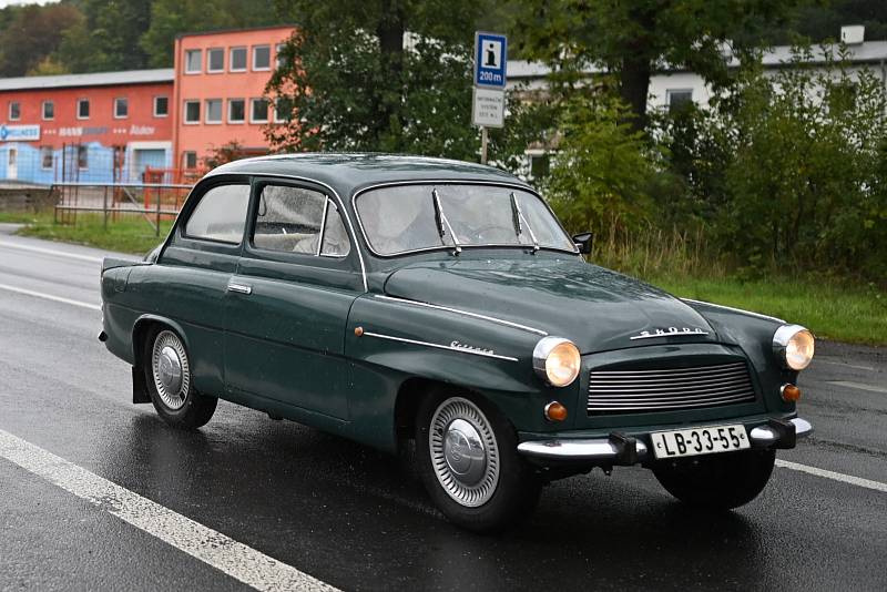 Svatováclavská jízda Veteran Car Clubu