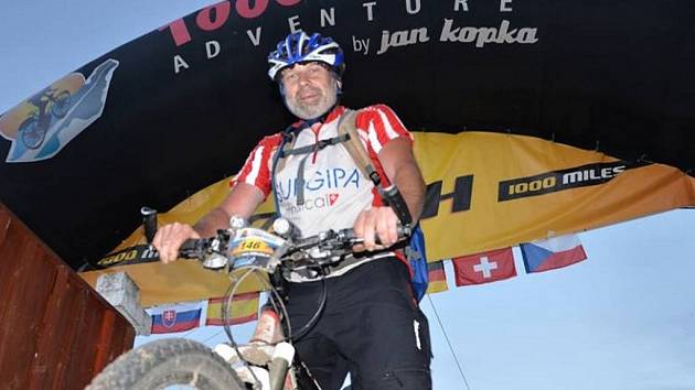Euforie a vyčerpání, prozradil cyklista Kavan po zdolání tisíce mil -  Ústecký deník