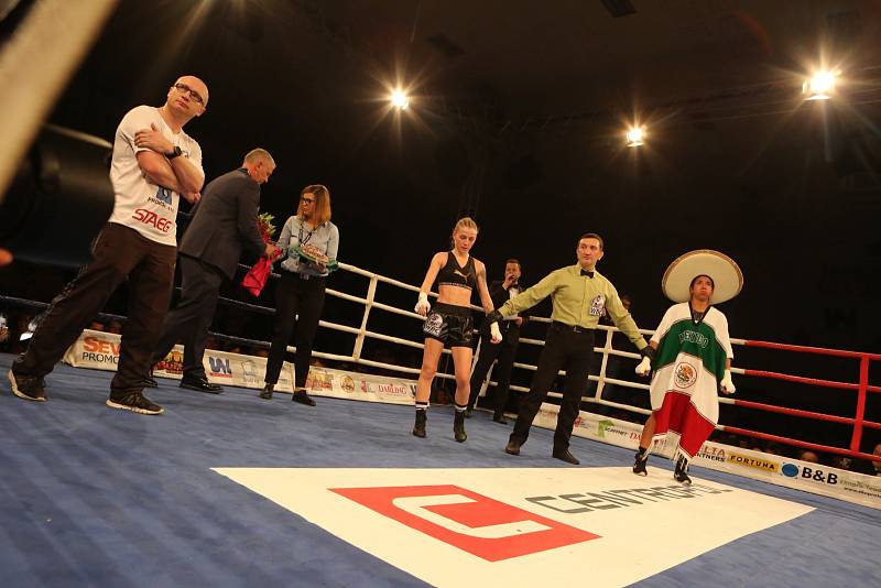 Fabiana Bytyqi vs. Maria Soledad Vargas v souboji o titul mistryně světa WBC v atomové váze